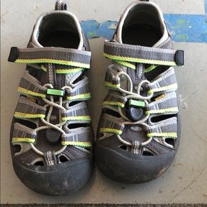 Kids Keen sandals